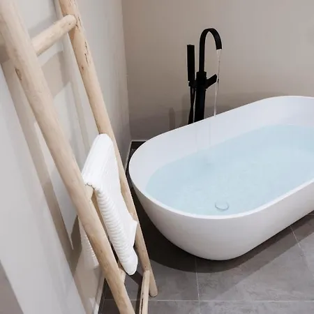 Hayes Suite Syros Ermoupoli Exterior photo